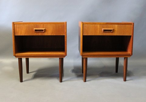 A set of chests/bed tables in teak of Danish Design from the 1960s.
5000m2 showroom.