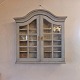 Grey painted glass cabinet in gustavian style from around 1780.
5000m2 showroom.