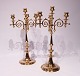 A pair of tall four armed brass candlesticks, in great vintage condition from 
around the 1880s.
5000m2 showroom.