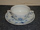 B & G bouillon cups 10 pieces. Many other parts in stock.
5000m2 showroom.
