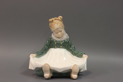 Royal Figurine no. 1315. Fanø Girl designed by Lotte Benter. Height 13 cm. 
5000 m2 showroom.