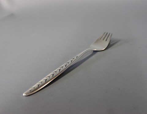 Dinner fork in Regatta, silver plate.
5000m2 showroom.