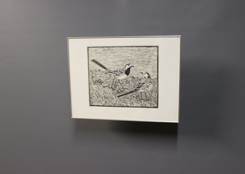 Woodcut of a pair of Wagtails signed with monogram, J.L., in the print by 
Johannes Larsen. 
5000m2 showroom.