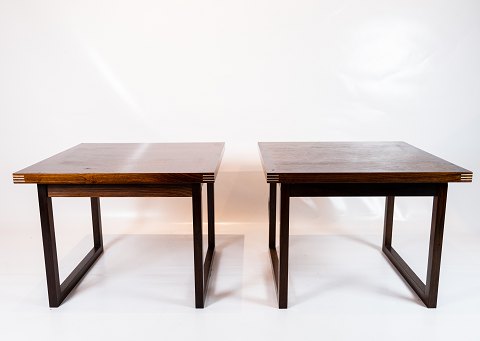 A set of side tables in rosewood of danish design from the 1960s.
5000m2 showroom.