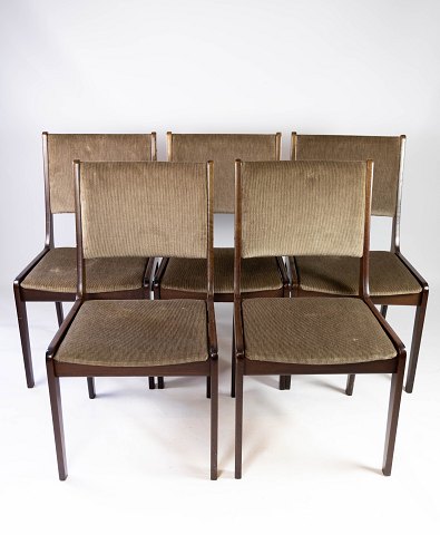 Set of five dining room chairs in dark wood and dark fabric of danish design 
manufactured by Farstrup in the 1960s. 
5000m2 showroom.