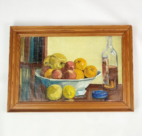Maleri på lærred med frugt motiv og træramme, fra 1940erne.
5000m2 udstilling.
