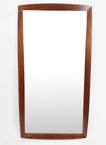 Mirror in rosewood of Danish design from the 1960s. 
5000m2 showroom.
