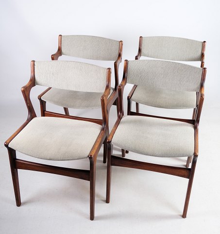 Sæt af 4 spisestuestole, Teak, novamøbler, 1960
Flot stand
