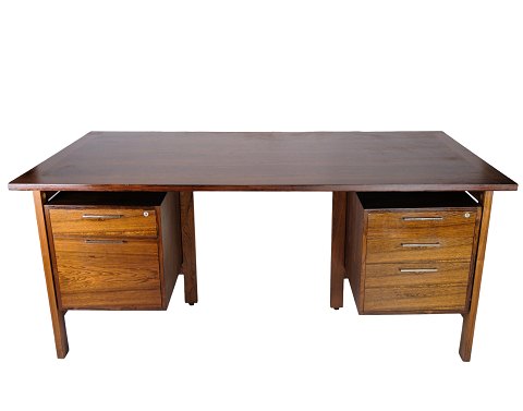 Desk - Rosewood - Bjerringbro Sawværk Møbelfabrik - Danish Design - 1960
Great condition
