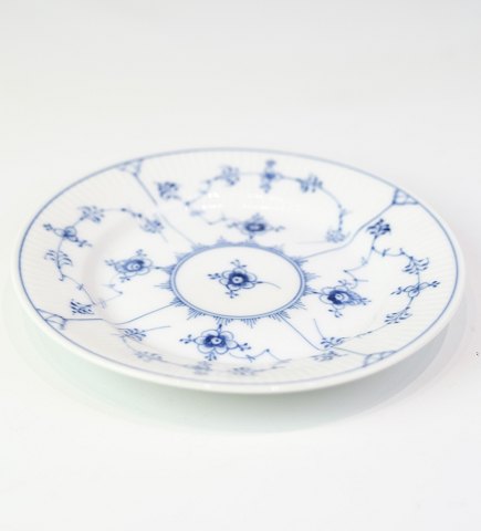 Cake Plate – Fluted Blue Fluted – Royal Copenhagen – No. 1/181
Great condition
