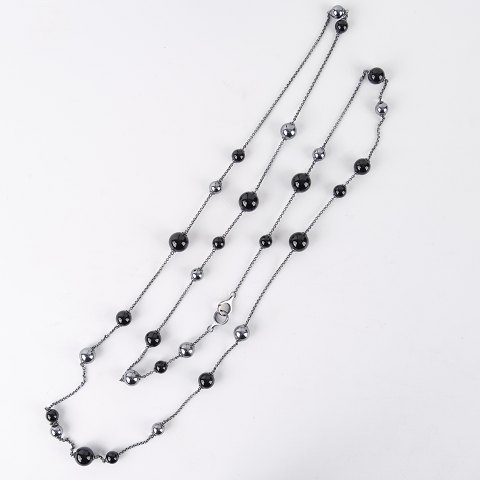 Halskæde – “Sphere Sautoir” – Georg Jensen – 925 sterling – Sort agat – Original 
æske
