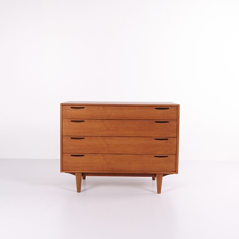 Chest of drawers - 4 drawers - Teak - Ib Kofod Larsen - Brande Furniture Factory 
- 1950s
Excellent condition
