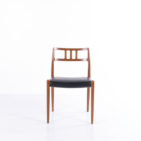 Dining Chair – Niels Otto Møller – Model 79 – Teak & Black Leather – JL Møllers 
Møbelfabrik – 1960s
Great condition
