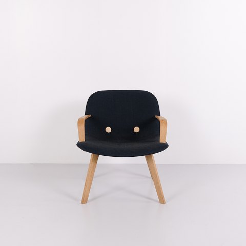Erik Jørgensen Lounge Chair Model EJ 3 in Oak, Danish Design