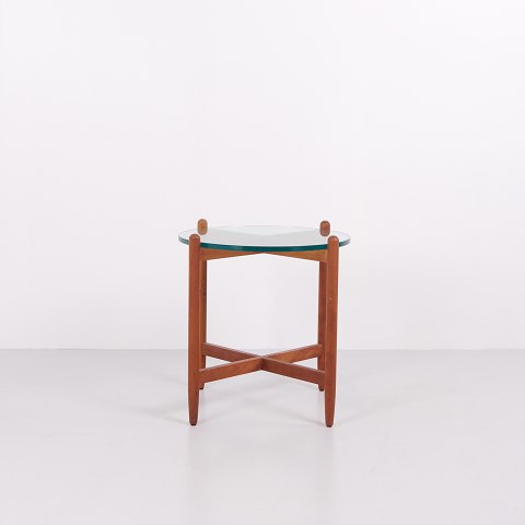 Side Table with Round Glass Top in Cherry Wood, Swedish Design in the Style of Hans Johansson, 1960s