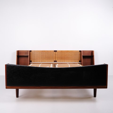 Hans J. Wegner Double Bed Model GE 701 in Teak with Cane Weaving for Getama, 1950s