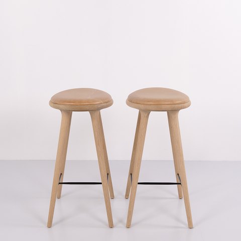 Pair of Mater Bar Stools in Oak and Natural Leather