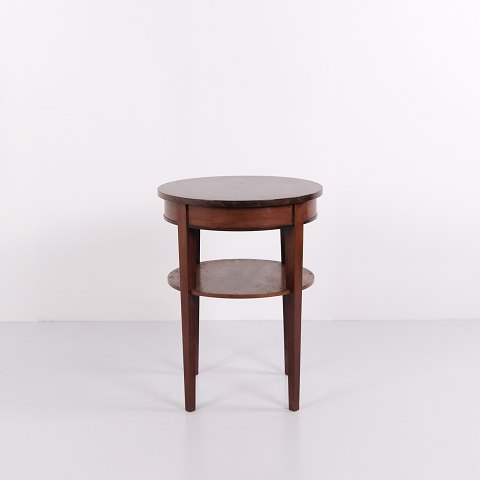 Round mahogany side table with lower shelf, Danish cabinetmaker work from the 1920s