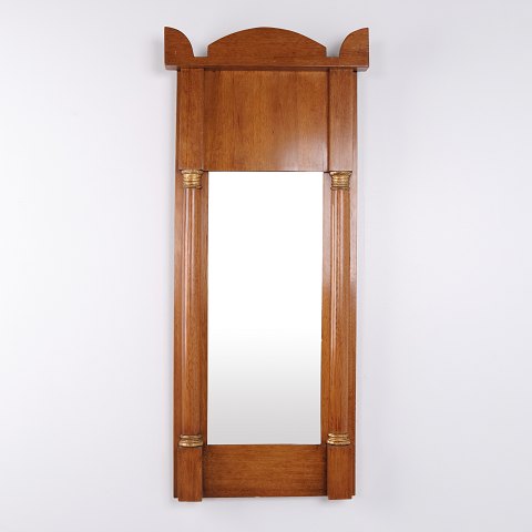 Mirror in Light Mahogany with Columns and Gilt Details from the 1860s