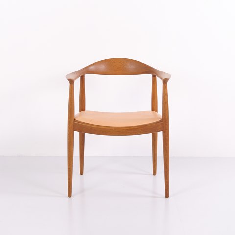 The Chair Model JH503 in Oak with Vegetable-Tanned Natural Leather by Hans J. Wegner for Johannes Hansen 1960s