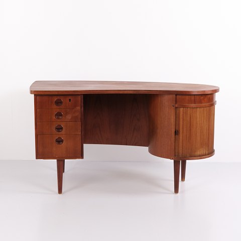 Kai Kristiansen Model 54 Kidney Desk in Teak with Bar Cabinet by Feldballes Møbelfabrik 1960s