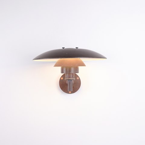 Poul Henningsen PH 4½-3 Outdoor Wall Lamp in Patinated Copper for Louis Poulsen