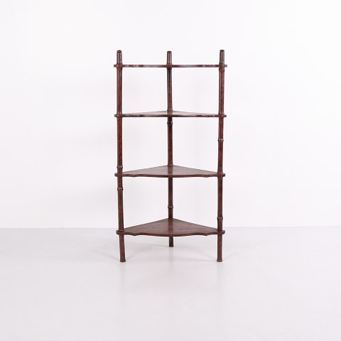 Antique Wooden Corner Whatnot / Étagère with 4 Shelves and Turned Columns