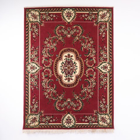 Persian Oriental Rug with Medallion and Floral Pattern in Red Tones 225 x 165 cm