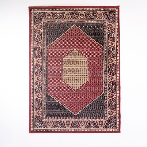 Bidjar Oriental Rug with Geometric Medallion Iran 220 x 160 cm