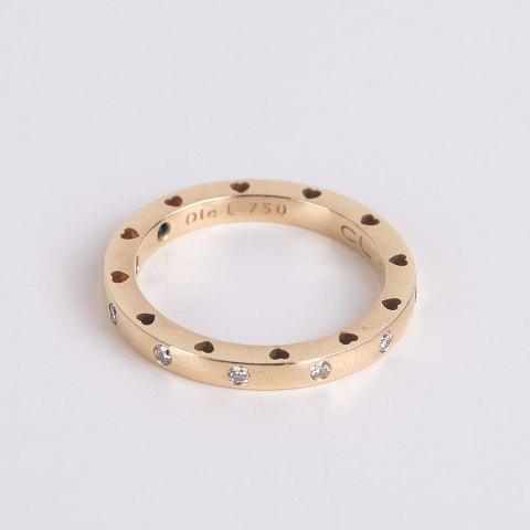 Ole Lynggaard Forever Love Ring in 18-Carat Gold with Hearts and 8 Diamonds