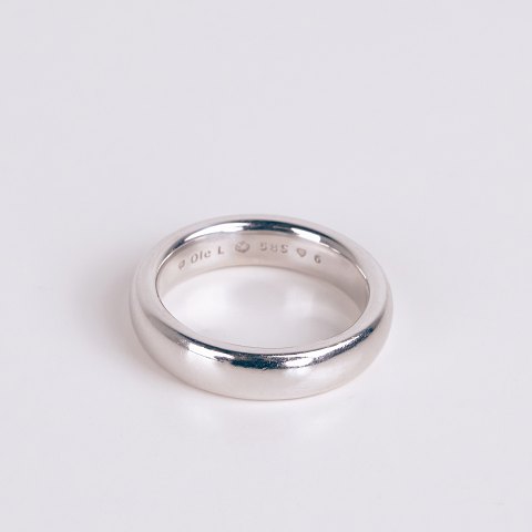 Ole Lynggaard Ring 14 Karat White Gold