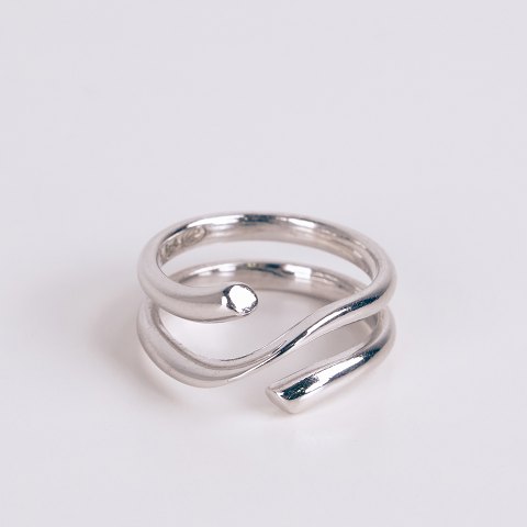 GEORG JENSEN Magic Ring in 18-Carat White Gold