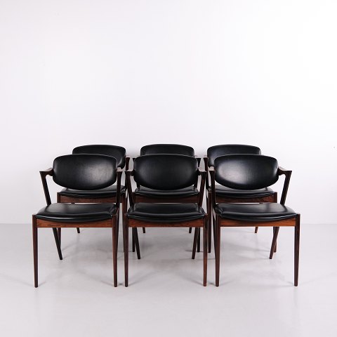 Set of 6 Kai Kristiansen Model 42 Rosewood Dining Chairs in Black Elegance Leather