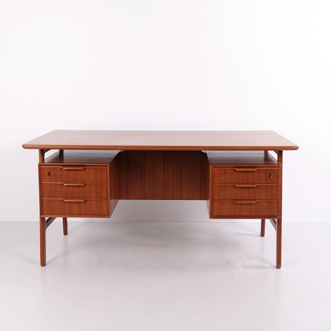 Gunni Omann Model 75 Vintage Teak Executive Desk for Omann Jun. 1960s