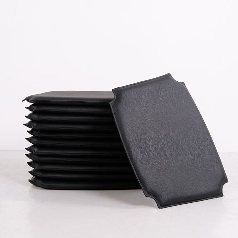 Set of 12 Black Leather Seat Cushions for the Wishbone Chair CH24