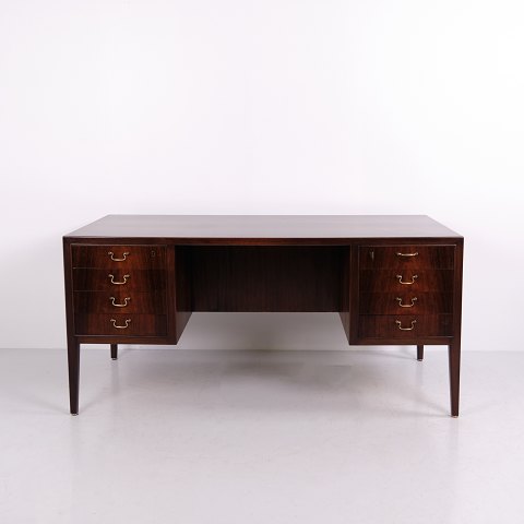 Jacob Kjær Freestanding Rosewood Executive Desk with Eight Drawers Christensen & Larsen circa 1950