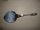 George Jensen  cake spade with owl 5000 m2 showroom