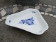 Triangular small dish 14.5 cm in blue flower braided No 8278. And in firsts. 
5000m2 showroom.