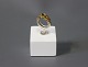 Georg Jensen ring in 18 ct. gold with a sapphire from the 1920s.
5000m2 showroom.