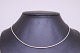 Short necklace of 925 sterling silver, stamped JAa.
5000m2 showroom.