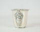 Vase with motif of hallmarked silver.
5000m2 showroom.