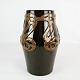 Keramik vase med brun glasur fra 1960erne.
5000m2 udstilling.