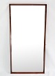 Mirror in rosewood of Danish design from the 1960s.
5000m2 showroom.
