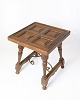 Side Table - Dark Wood - Turned Legs With Metal Struts - 1930s
Great condition
