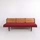 Hans J. Wegner GE-258 Daybed in Teak and Wicker Cane for Getama 1950s